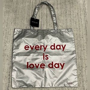 Peace Love World San Marino Tote Bag “Every Day is Love Day” lettering on front